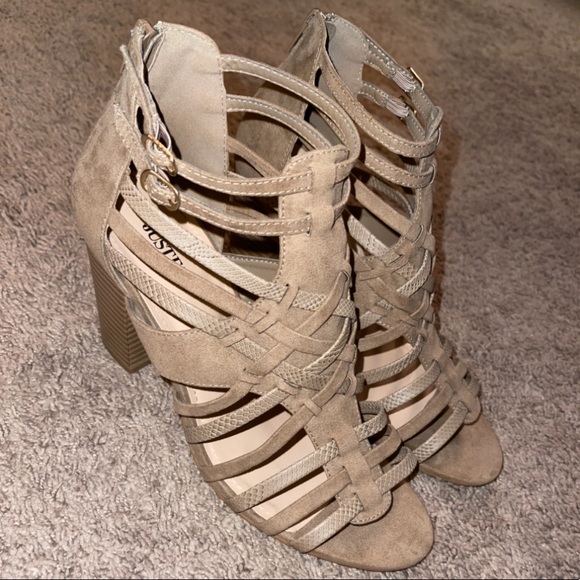 JustFab Heels - Picture 3 of 5